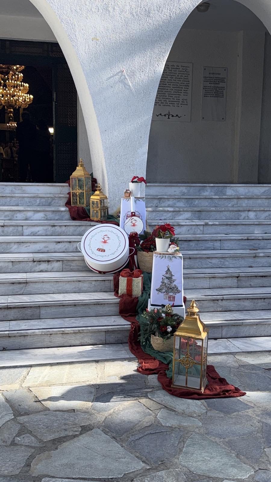 Χριστουγεννιάτικος Στολισμός Βάπτισης για Κορίτσι στην Ζωοδόχο Πηγή Αλιμου