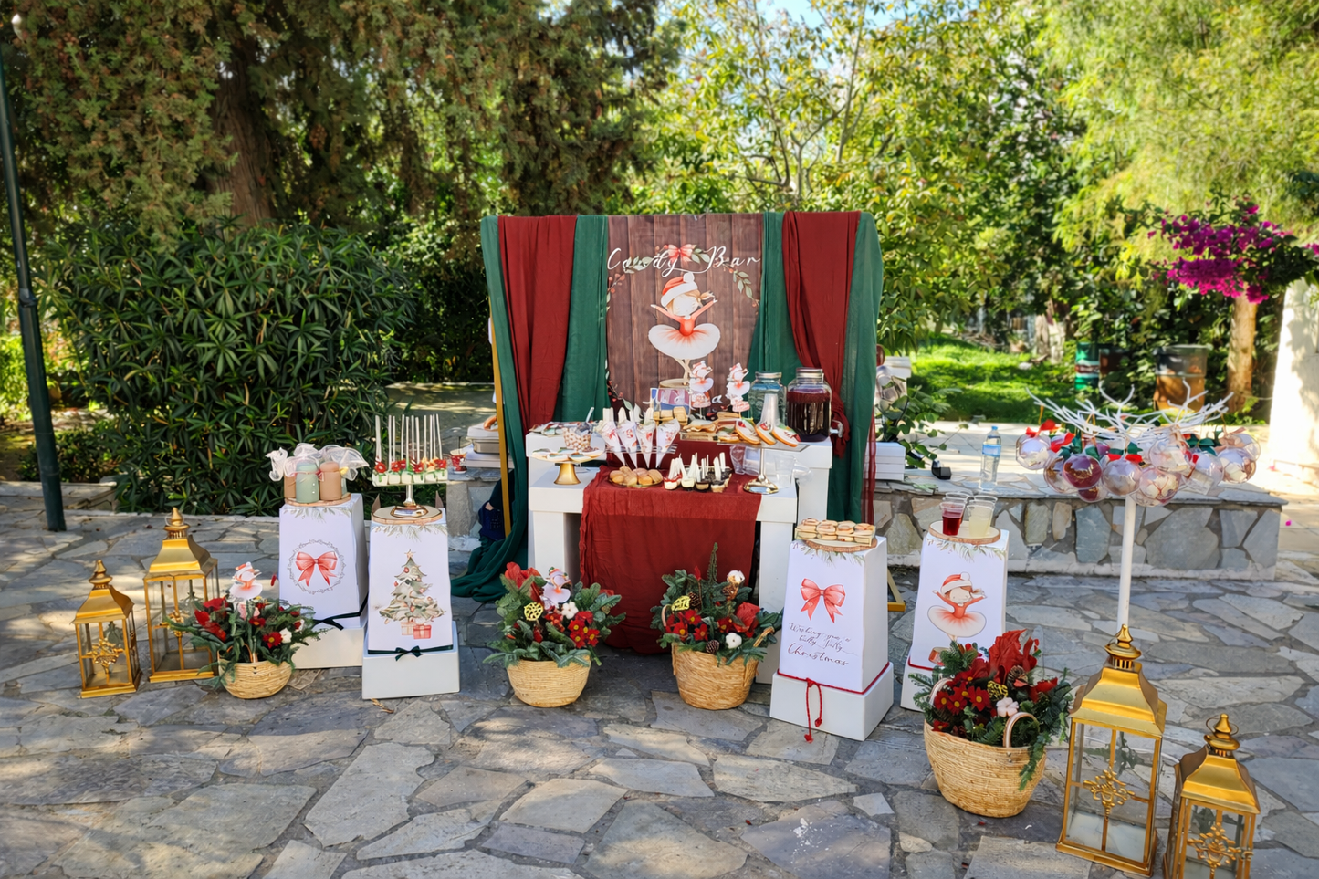 Χριστουγεννιάτικος Στολισμός Βάπτισης για Κορίτσι στην Ζωοδόχο Πηγή Αλιμου